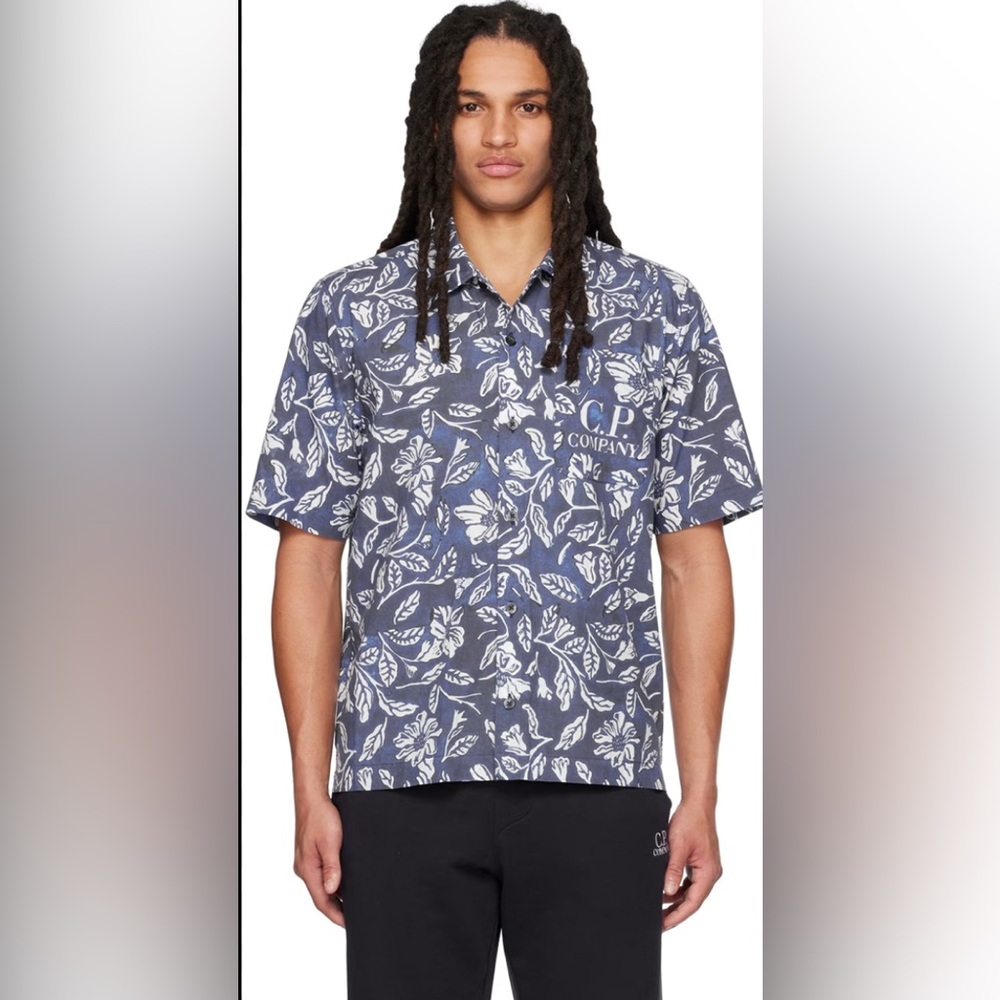 C.P. Company Short Sleeve Floral Stamp Shirt‎ Size Medium